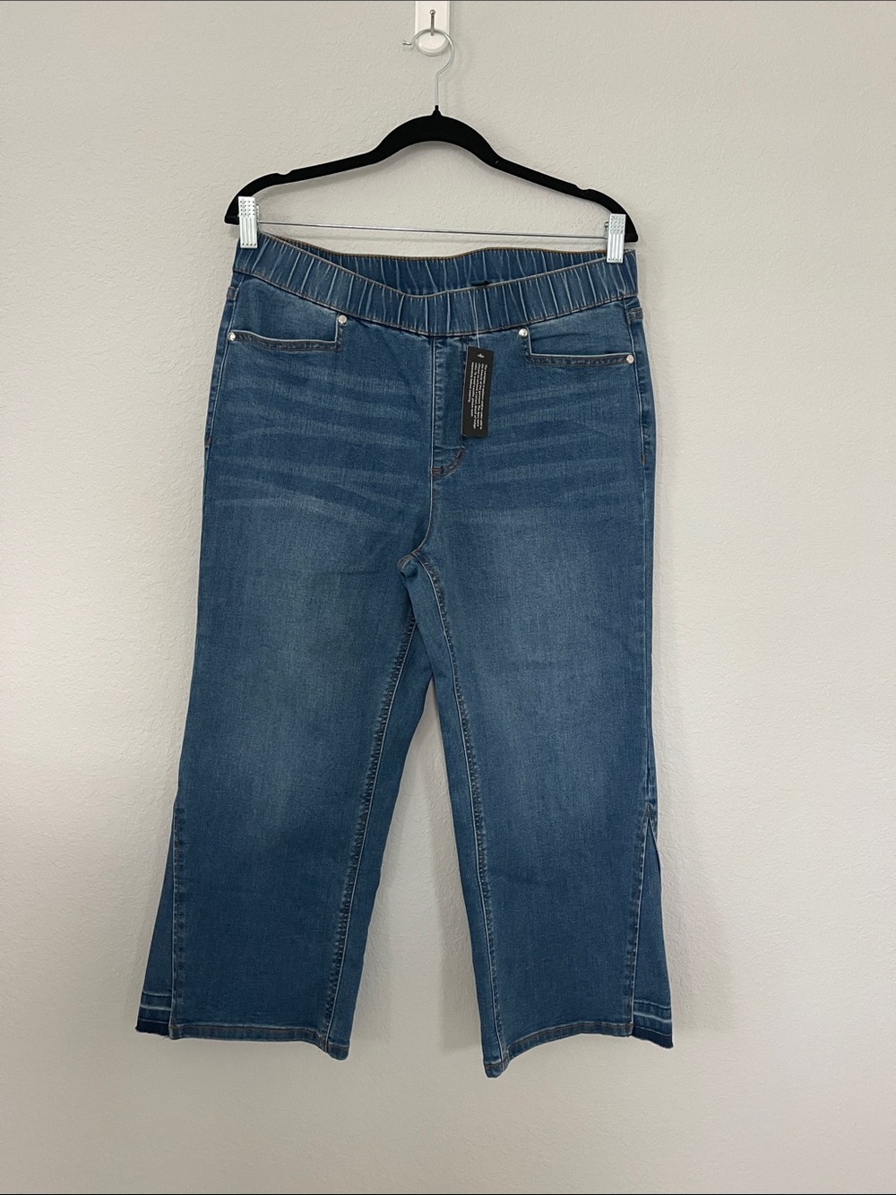 Isaac Mizrahi Live! Pull-On Cropped Denim Jeans 12P NWT Stretch Side Slit Petite